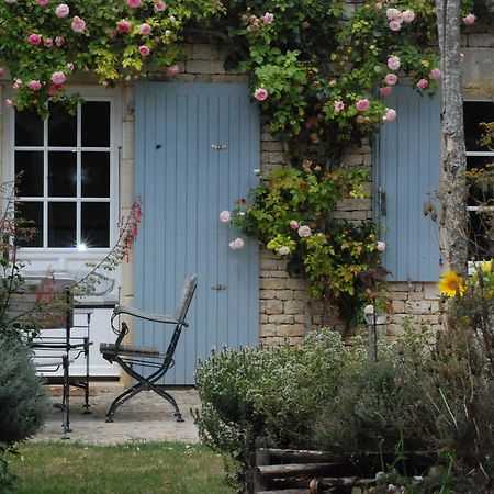 Couette Et Potager D'Antan Bed & Breakfast Melle  Exterior photo