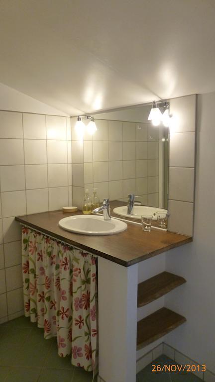 Couette Et Potager D'Antan Bed & Breakfast Melle  Room photo